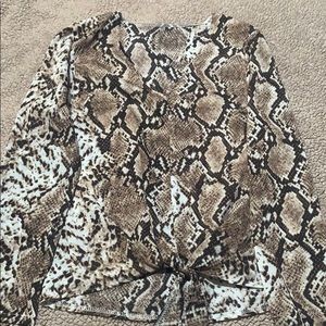 Never worn. I ordered the wrong size